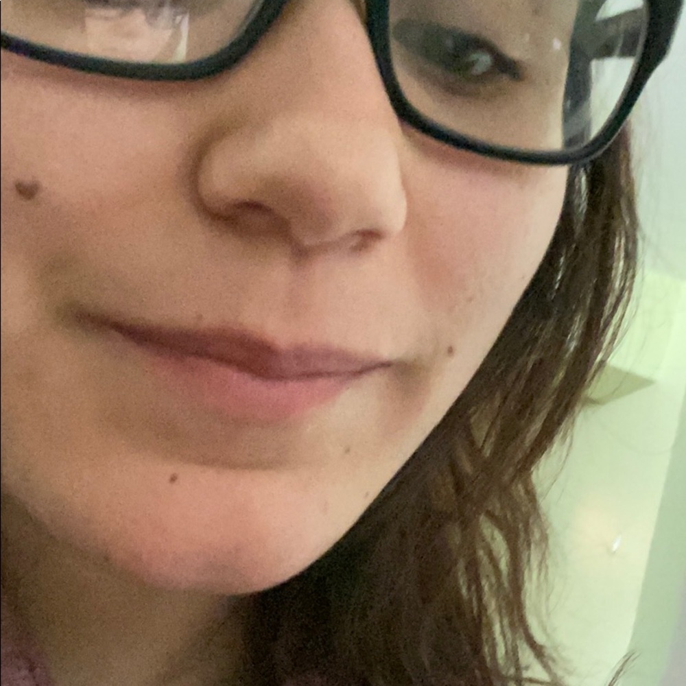 Meet your Posher, Tania